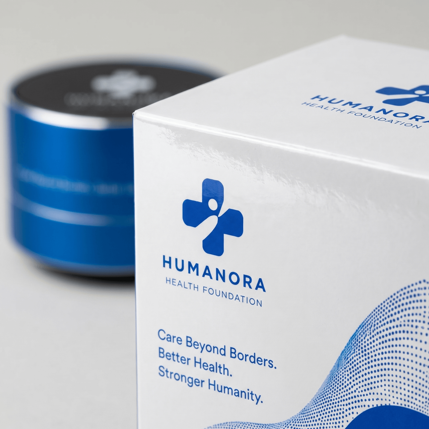 Беспроводная Bluetooth-колонка с логотипом и брендированной коробкой